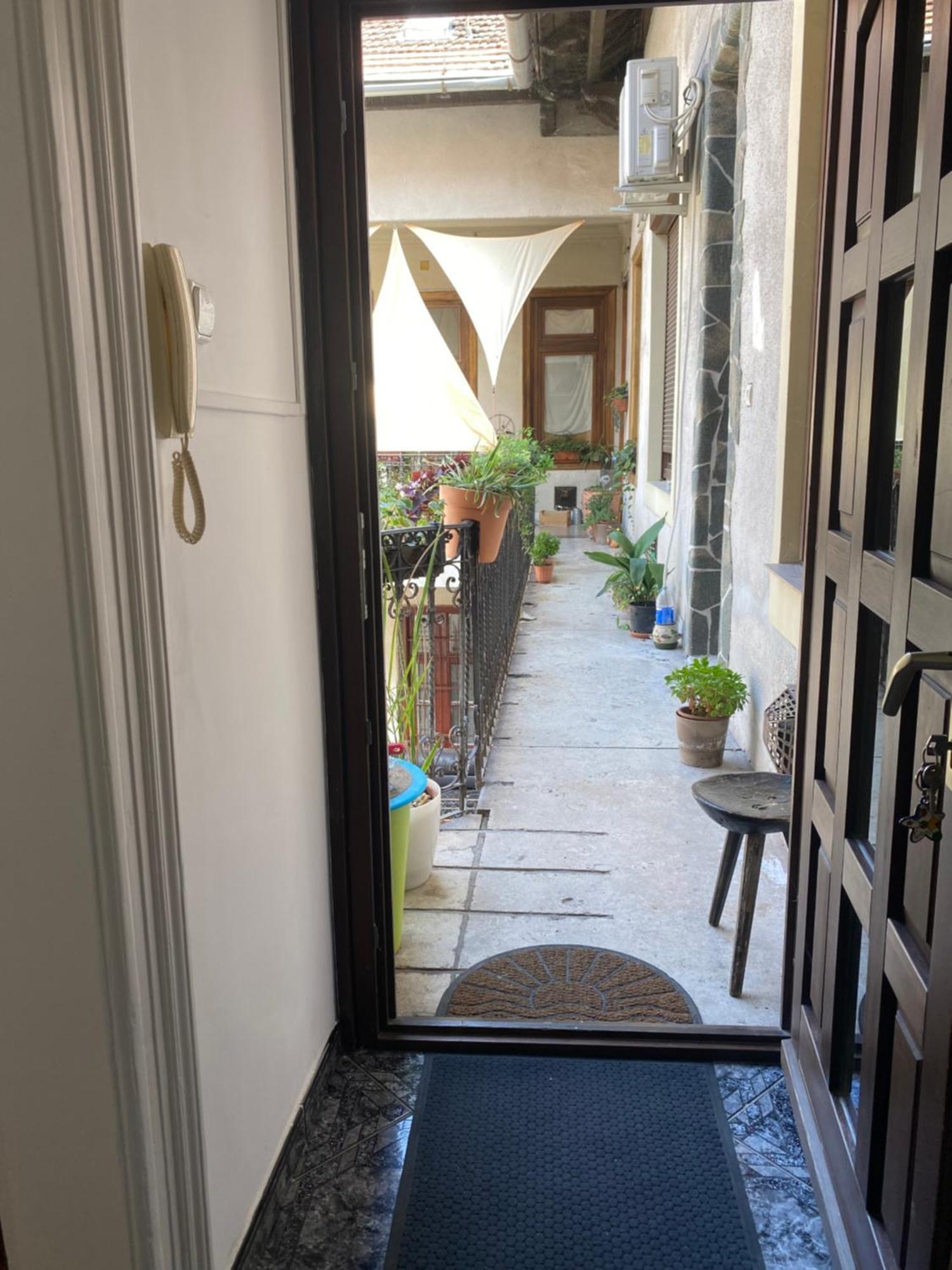 Oasis One Bedroom For Renting Apartment *